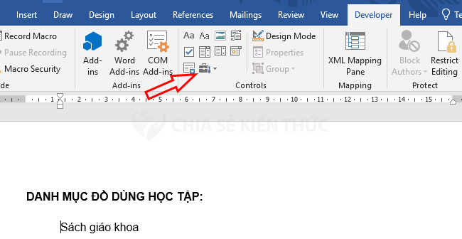 Tạo checkbox trong Word qua tab Developer - Bước 2