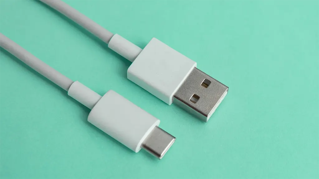 Vì sao một số thiết bị chỉ sạc được với dây USB-A-to-C?