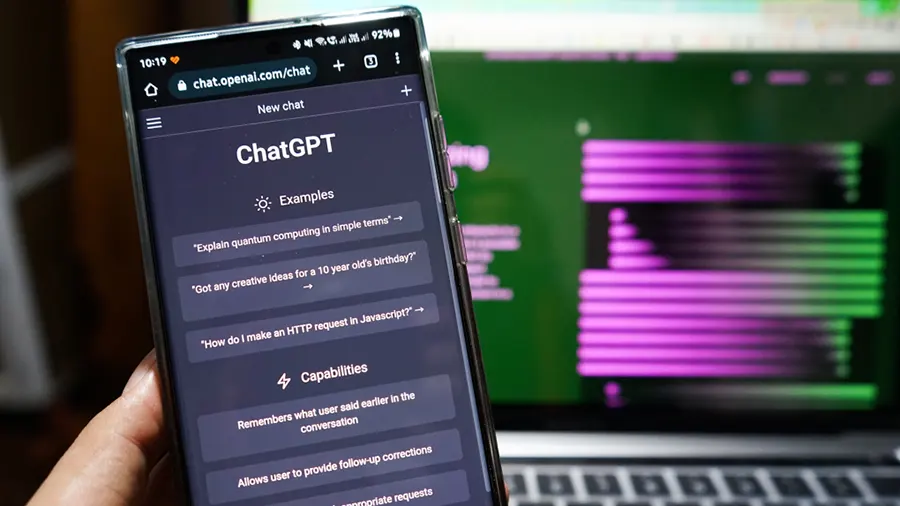 Những thông tin không nên nói với chatbot AI