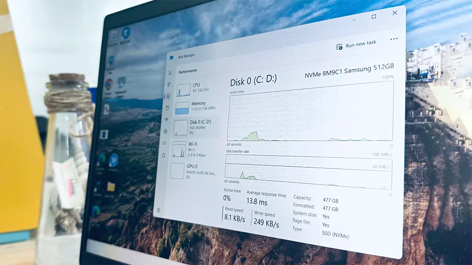 Một cài đặt mặc định trên Windows 11 đang âm thầm 'giết chết' ổ SSD - 1