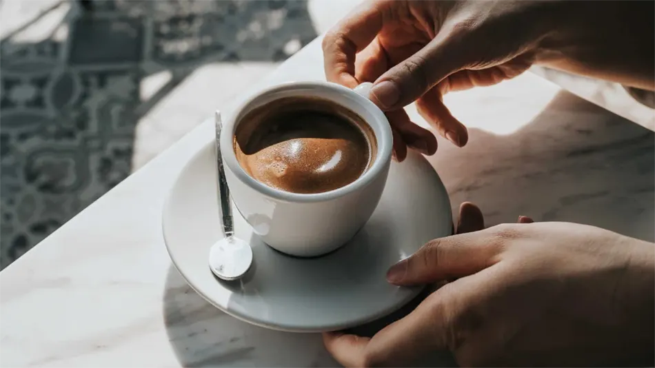 Thường xuyên uống cà phê được chứng minh giảm nguy cơ mắc bệnh gan