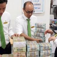 Tính thuế thu nhập cá nhân với tiền ăn giữa ca của công nhân?
